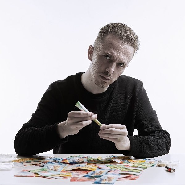 Polifon Pervers – Lesung von Béla Rothenbühler